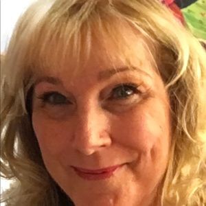 Meet your Posher, Jana